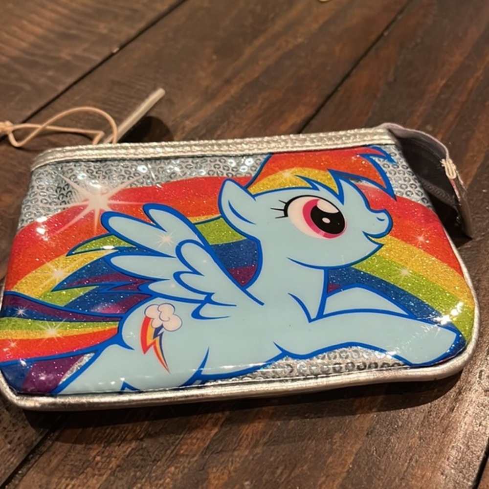 Loungefly x My Little Pony Dash pouch - Picture 10 of 14